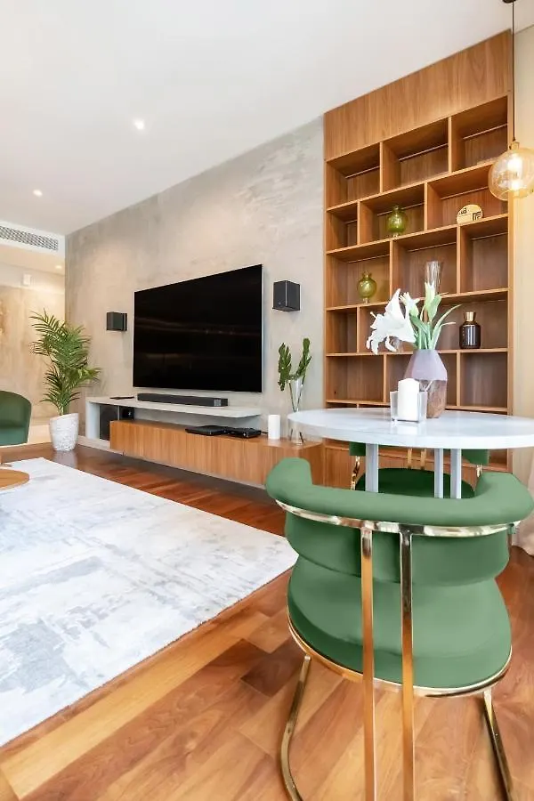 Fam Living - City Walk - Luxe Interiors Dubaj Apartmán