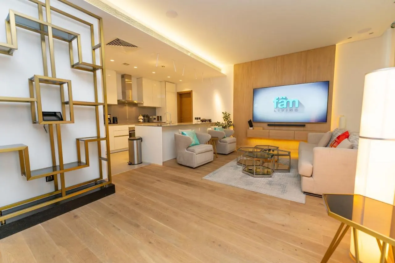 Fam Living - City Walk - Luxe Interiors Dubái