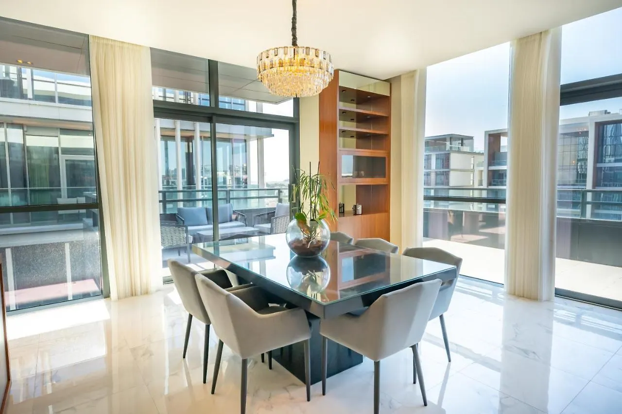 Fam Living - City Walk - Luxe Interiors Dubái 0*,  Emiratos Árabes Unidos
